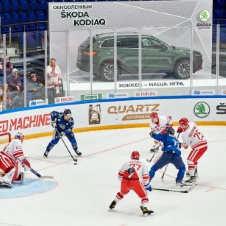 ŠKODA AUTO Россия традиционно выступила официальным партнёром хоккейного турнира Кубок Первого канала 21 декабря 2021